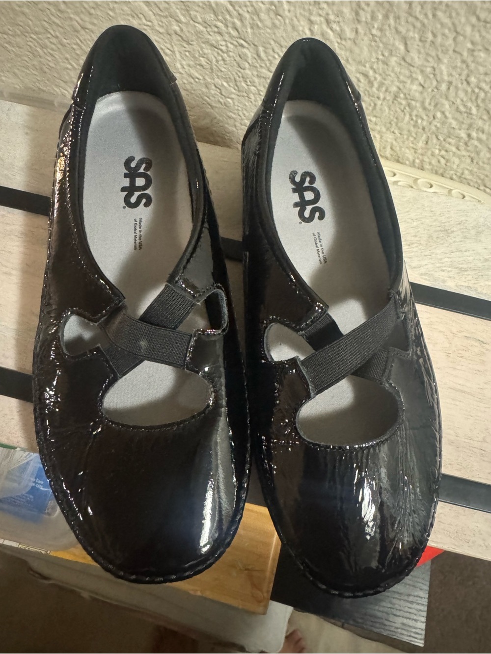 SAS Black Patent T-Strap Mary Jane Flats 6.5 W